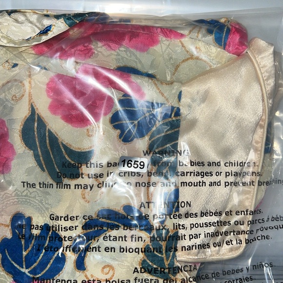 VTG Gold Label Victoria's Secret Floral Satin Nightgown Sleep Shirt Petite Small - Picture 11 of 11